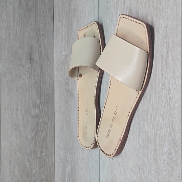 Mari Giudicelli Women Beige Leather Slide Sandals Flats Shoes Sz 36/6 - Picture 1 of 12